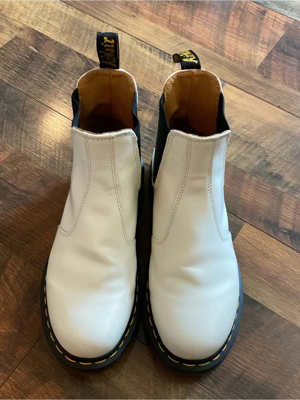 Dr Martens Chelsea Boot 2976 White 6